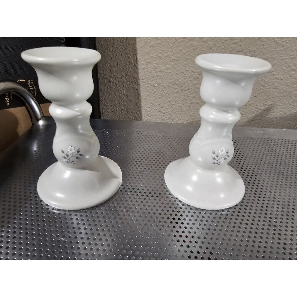 Pfaltzgraff Heriloom Set Of 2 Candlesticks Stoneware Vintage Floral